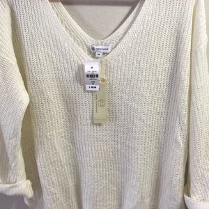 LF Sweaters - NWT🎈Lf cream oversized sweater LF Sweaters - NWT🎈Lf cream oversized sweater